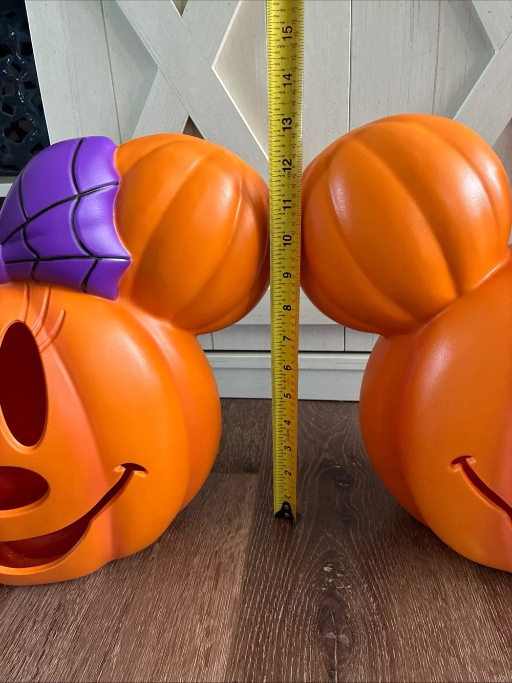 Disney Mickey & Minnie Mouse Light Up  Halloween Pumpkins Set of 2. Flaws